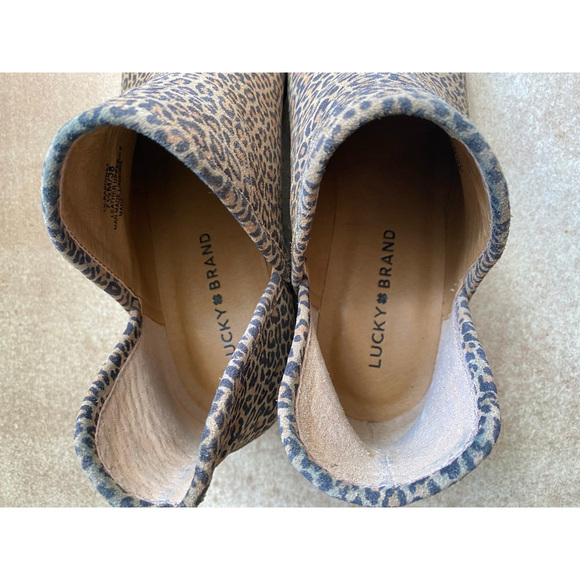 Lucky Brand Ankle Boots Leopard Print 7.5 Suede Low Heel Luxe Streetwear Western - Picture 5 of 8